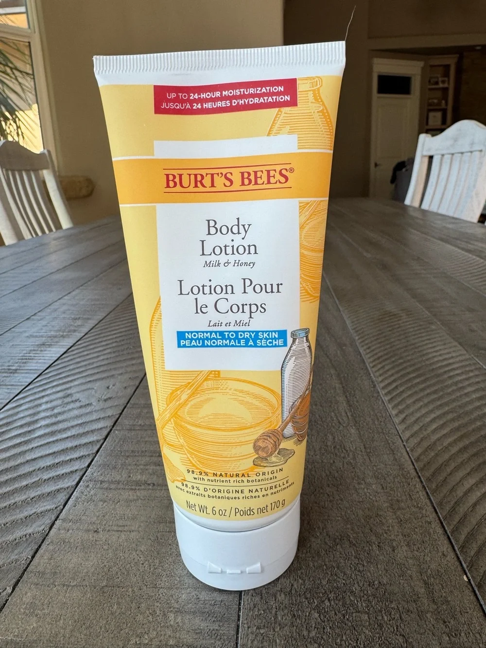 Burt's Bees Naturally Nourishing Milk & Honey 6 oz (NEW/SEALED)